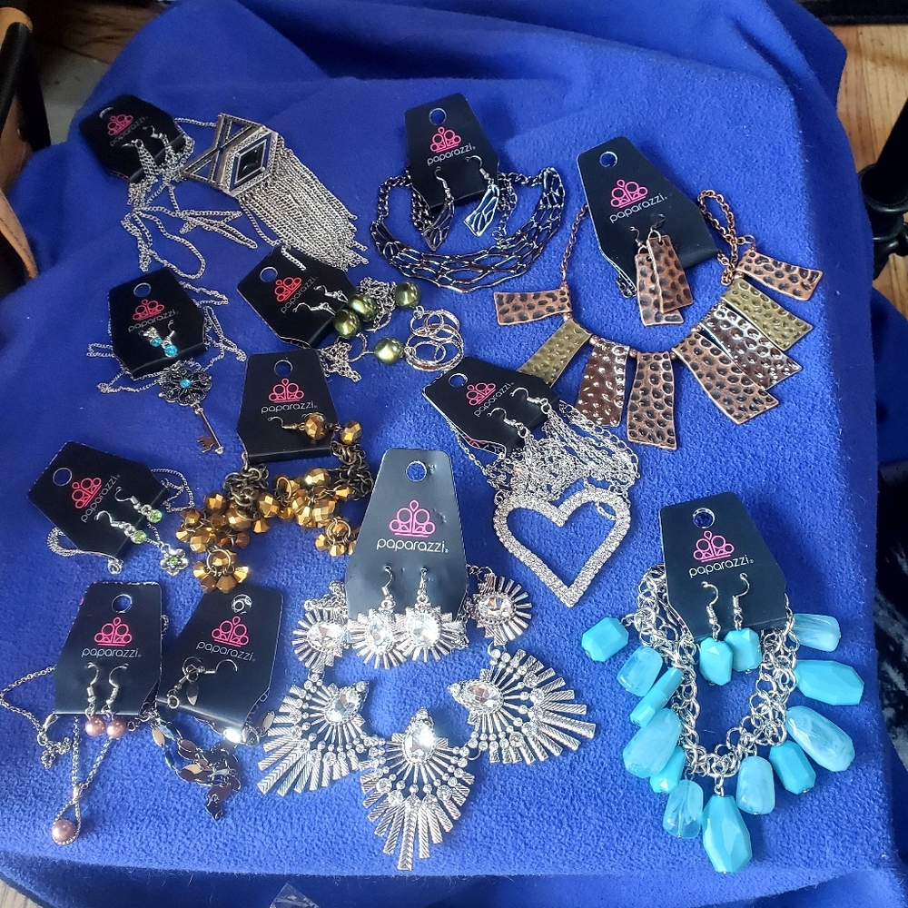 Costume Jewelry Bling Necklace & Earring Sets Lot Of 12 Sets  NWT Listing 11